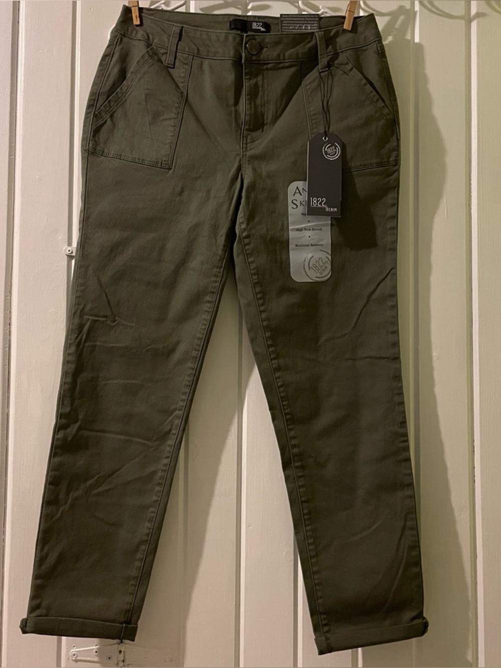 1822 Denim cargo skinny ankle pants-size 8 NWT